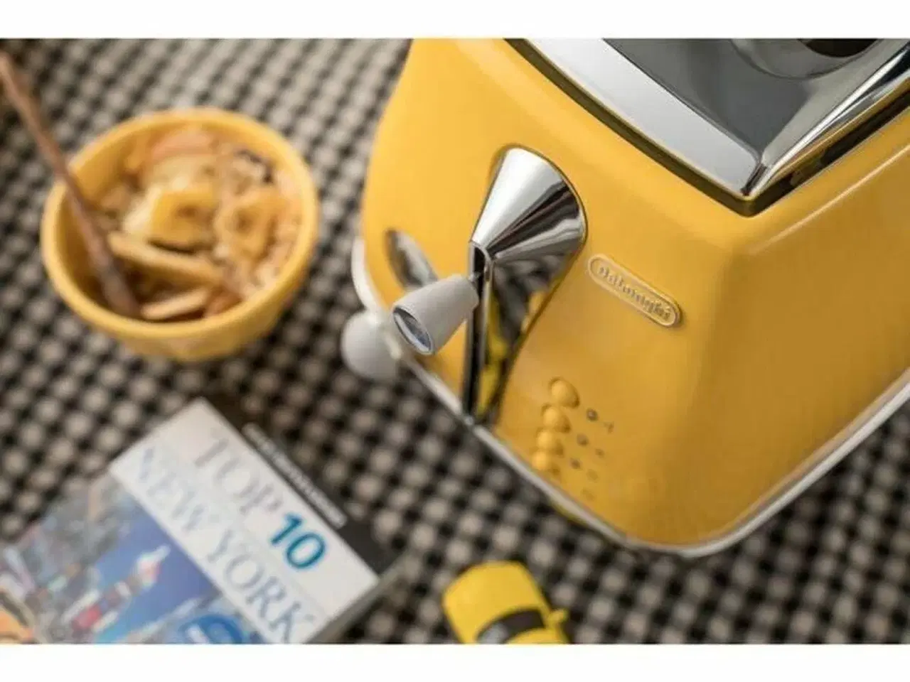 Billede 4 - DeLonghi Icona Capitals brødrister 900 W - gul, 2 skiver