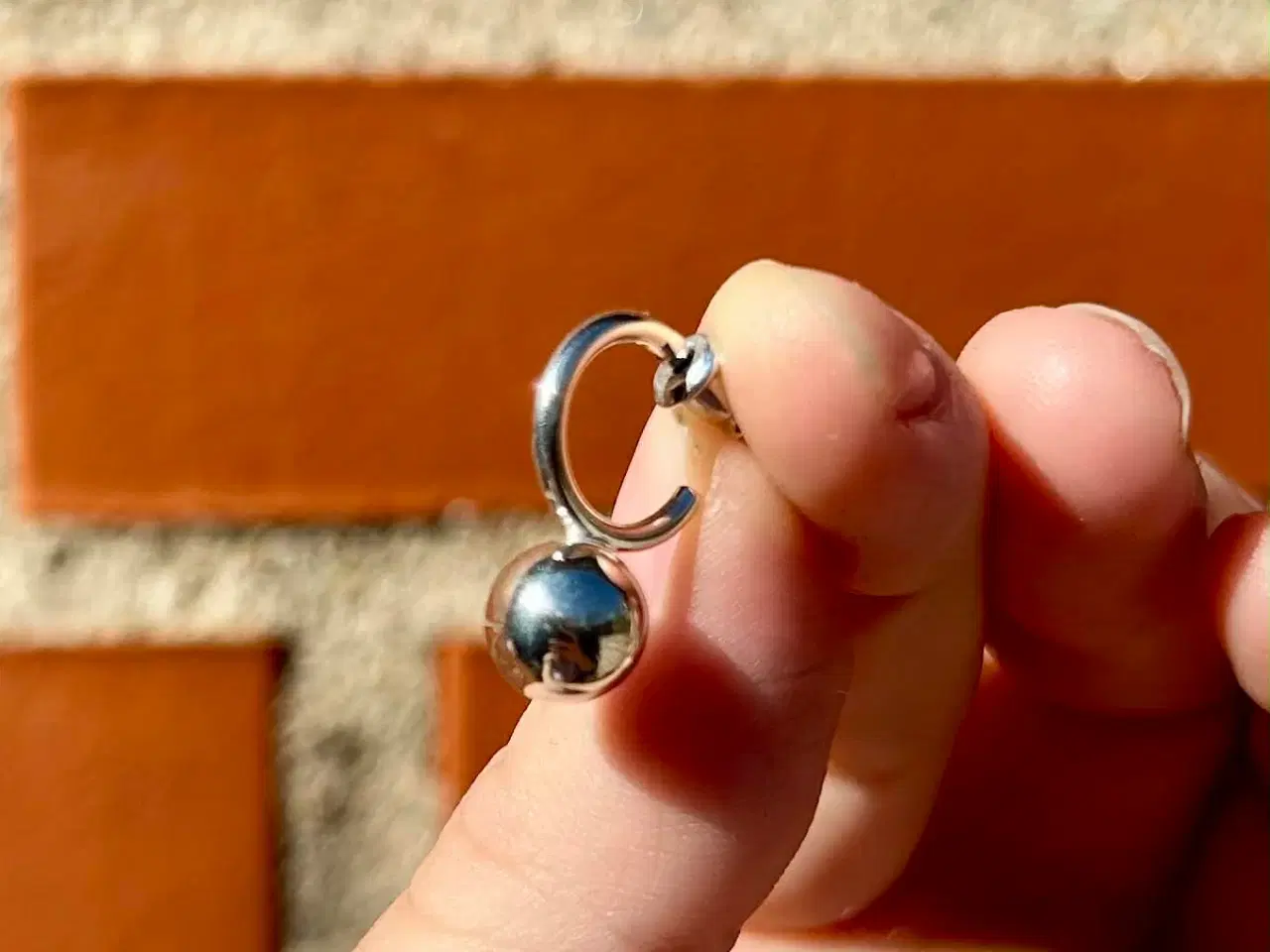 Billede 3 - Små øreringe