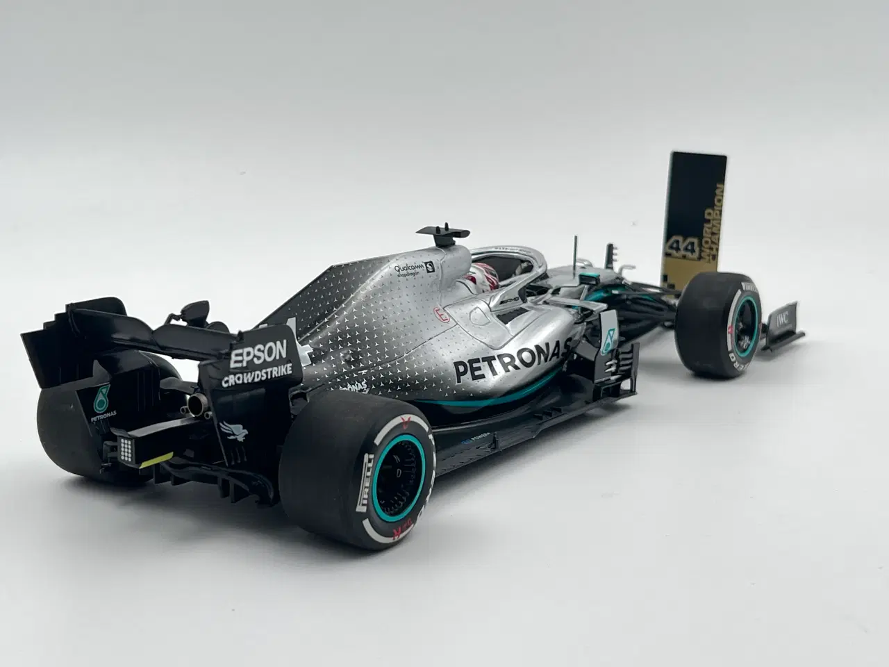 Billede 4 - 2019 Mercedes AMG Petronas M10 EQ Power+ #44  1:18