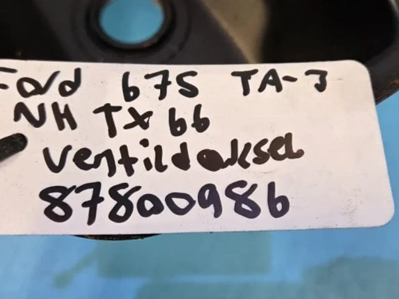 Billede 6 - Ford 675TA Ventildøksel 87800986