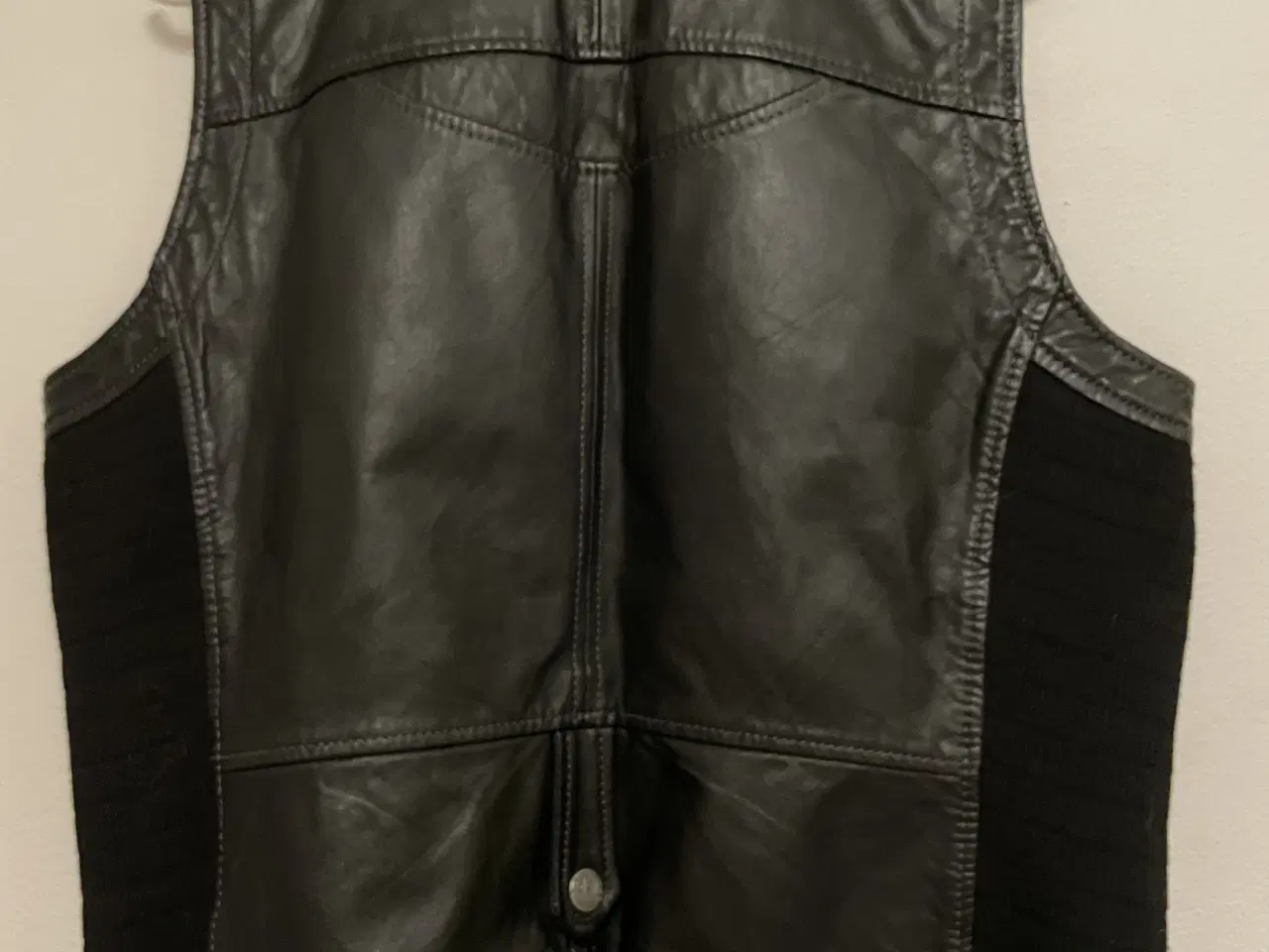 Billede 2 - Læder vest 