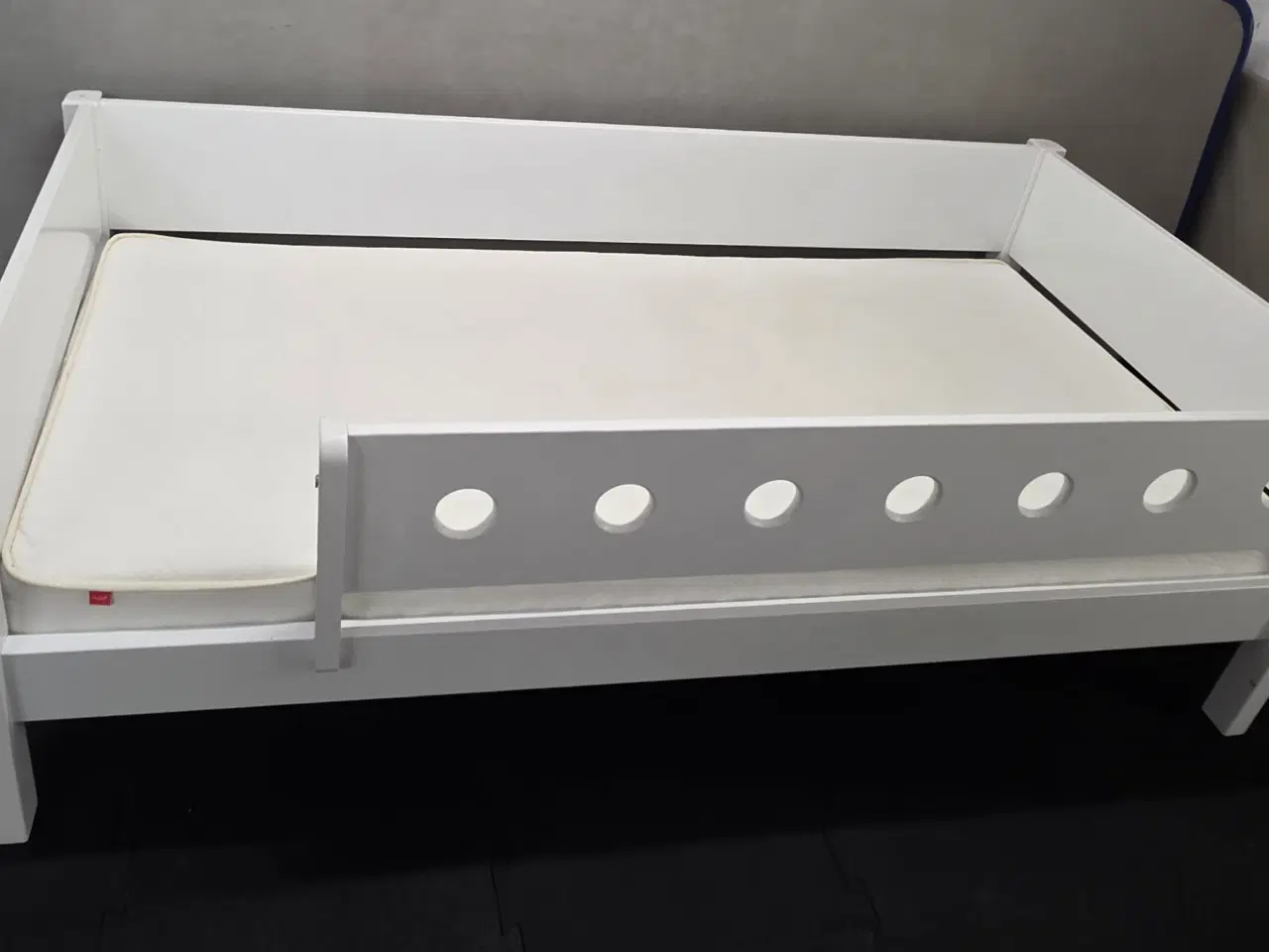 Billede 3 - Flexa White seng - 90x190