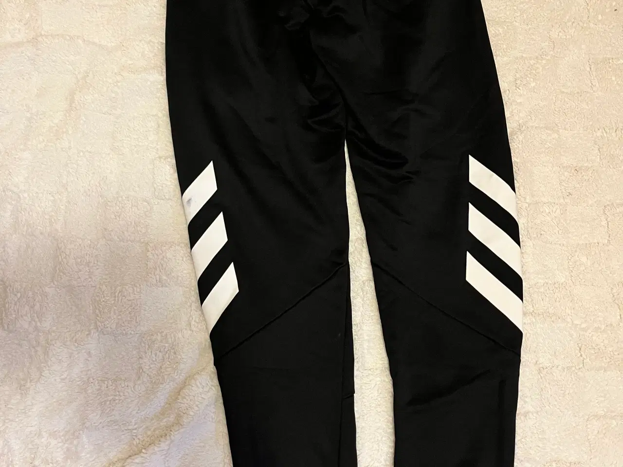 Billede 2 - Joggingbukser fra Hummel 