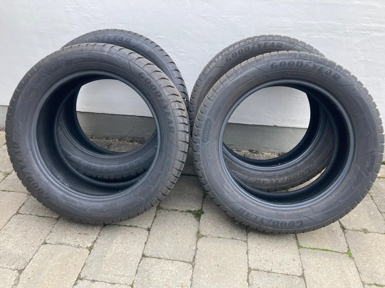 Billede 1 - Vinterdæk, Goodyear ultragrip