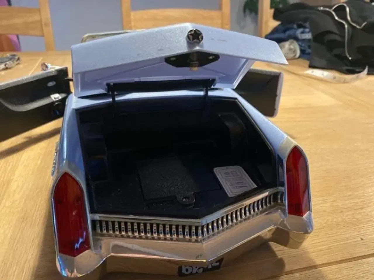 Billede 4 - Bratz bil med radio