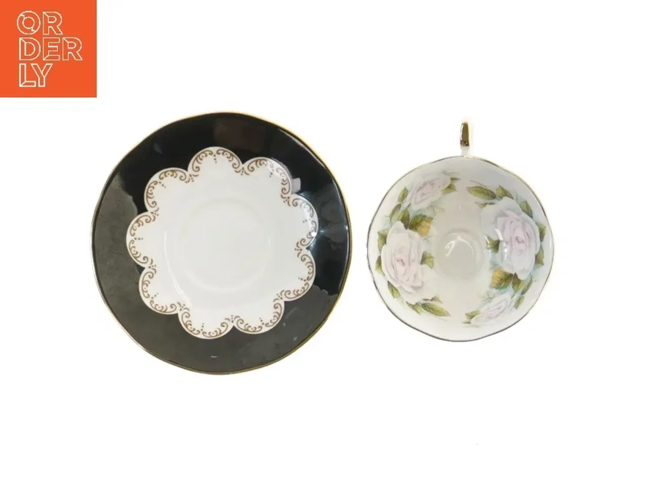 Billede 4 - Tekop og underkop med blomstermønster fra Queens (str. Ø 14,5 og Ø 10x6 cm)