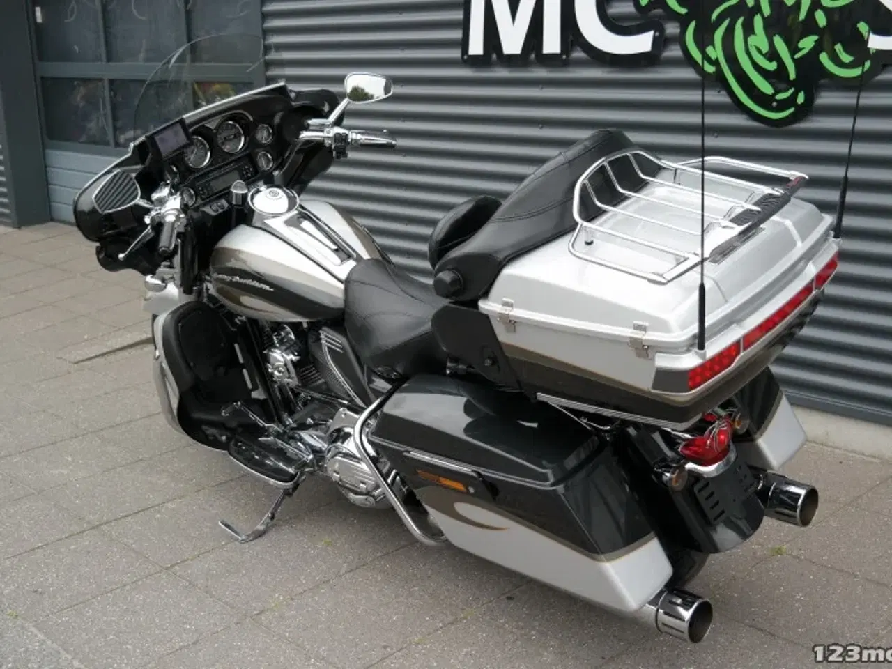 Billede 17 - Harley-Davidson FLHTCUSE CVO Electra Glide Ultra Classic MC-SYD       BYTTER GERNE