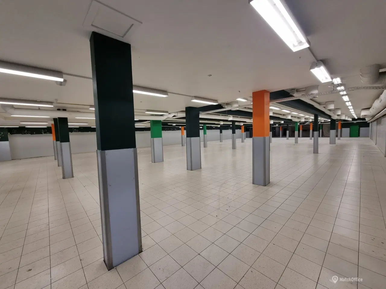 Billede 9 - Forretningsejendom - centralt i Nykøbing M