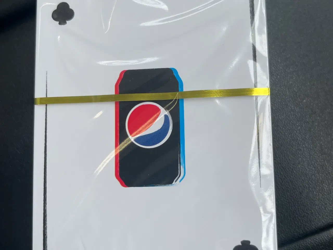 Billede 5 - Pepsi Max julekugler oplukker kort