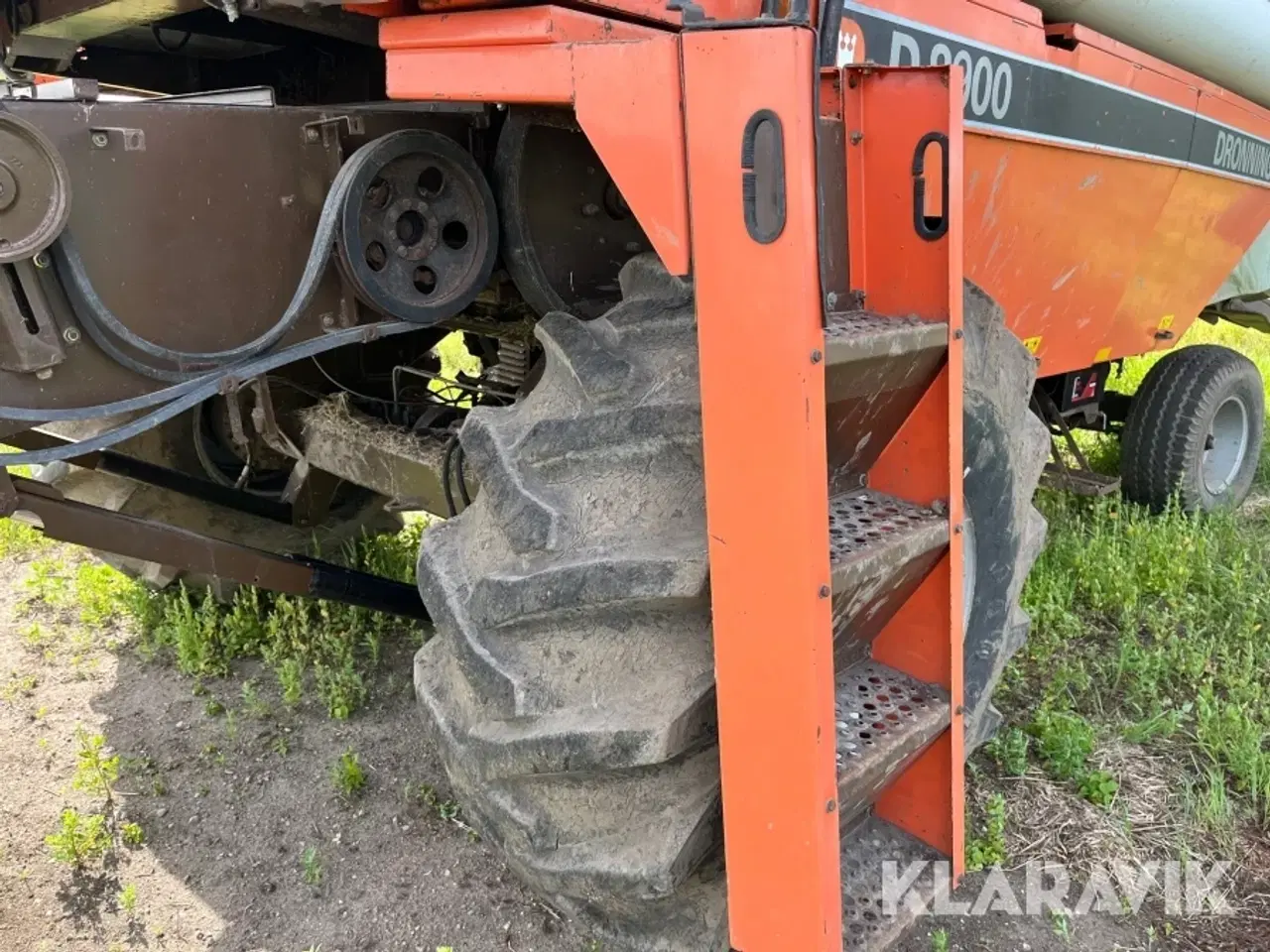 Billede 11 - Mejetærsker Dronningborg D8900