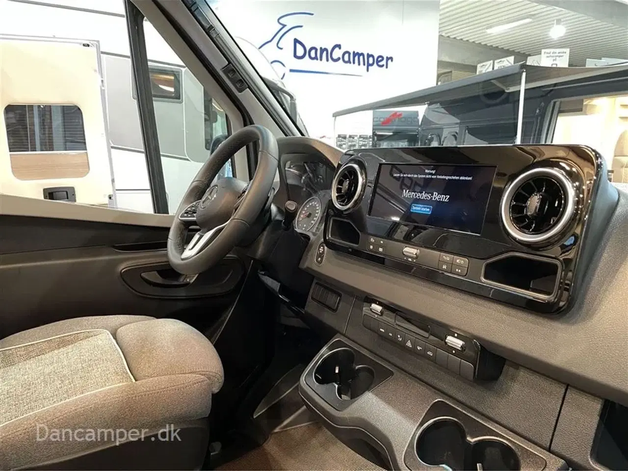 Billede 18 - 2025 - Carthago Van Genius 641 LE MB   GENIAL Carthago Van Genius 641 LE 170 Hk - 9 trin G-Tronic automatgear