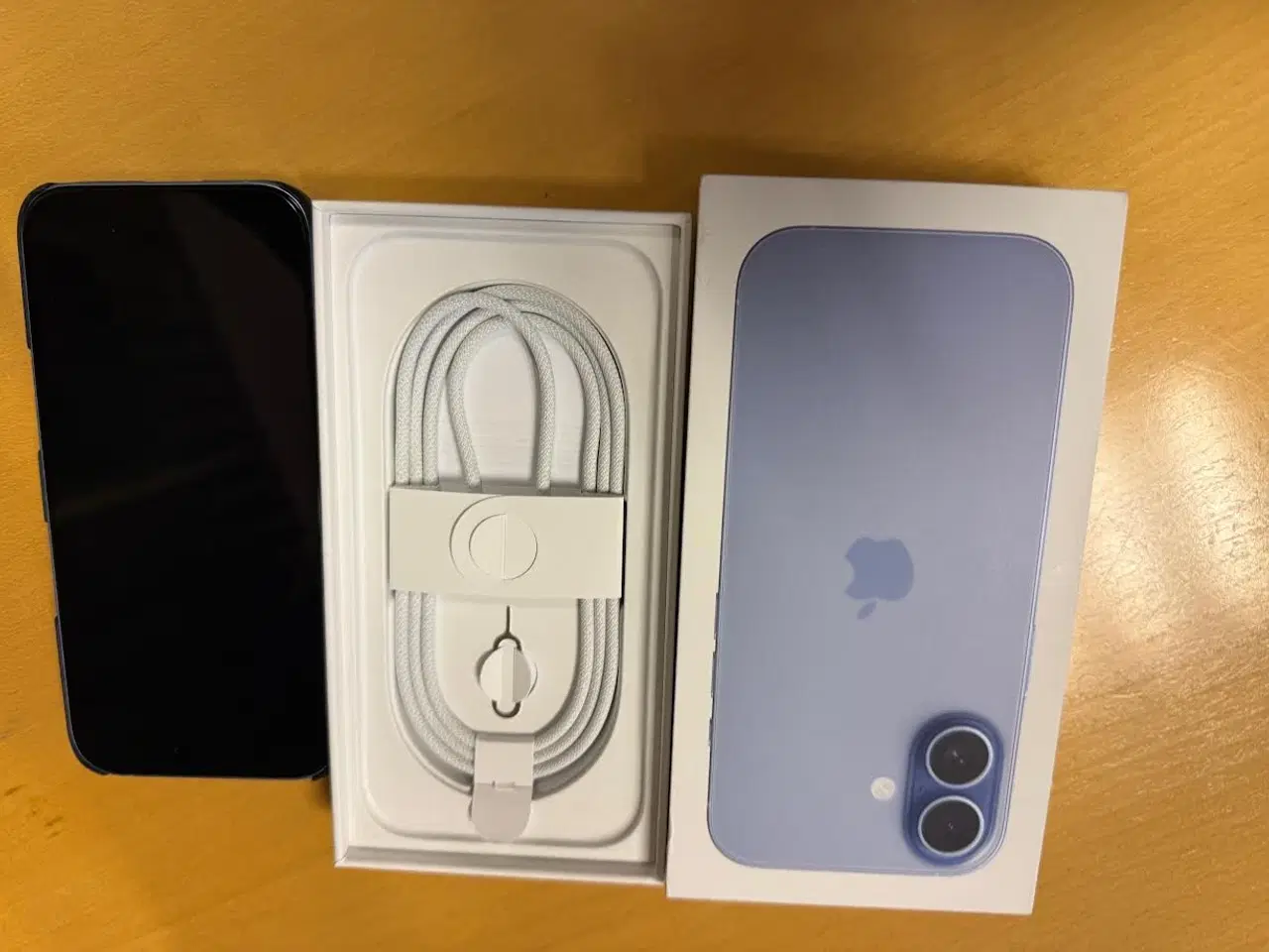 Billede 2 - IPhone 17 256GB støvet lyseblå, sælges