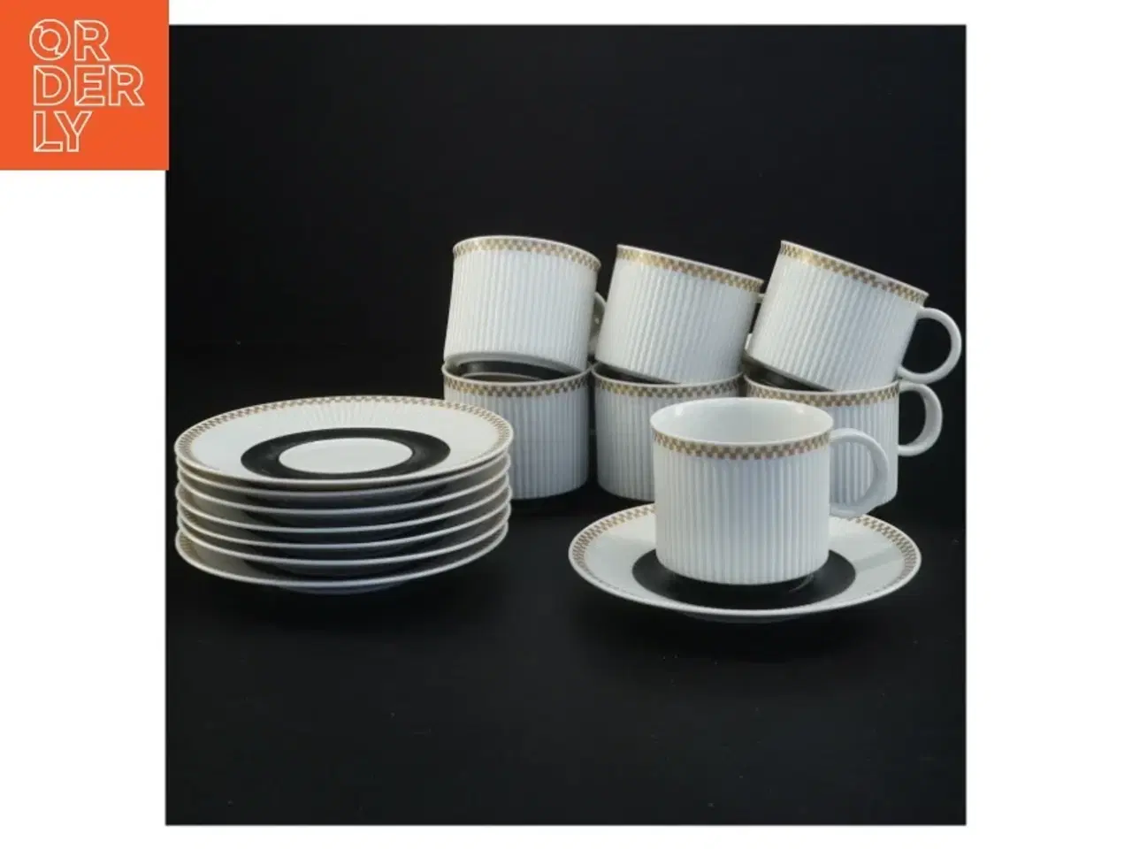 Billede 1 - Eksklusivt mocca porcelæns kopper og underkopper (str. Diameter 12 cm kop 6 x 6 og en halv cm)