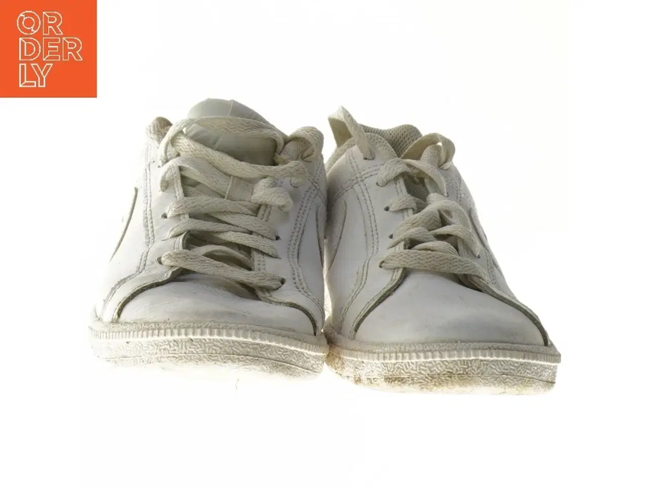 Billede 3 - Nike sneakers i hvid fra Nike (str. 36,5 )