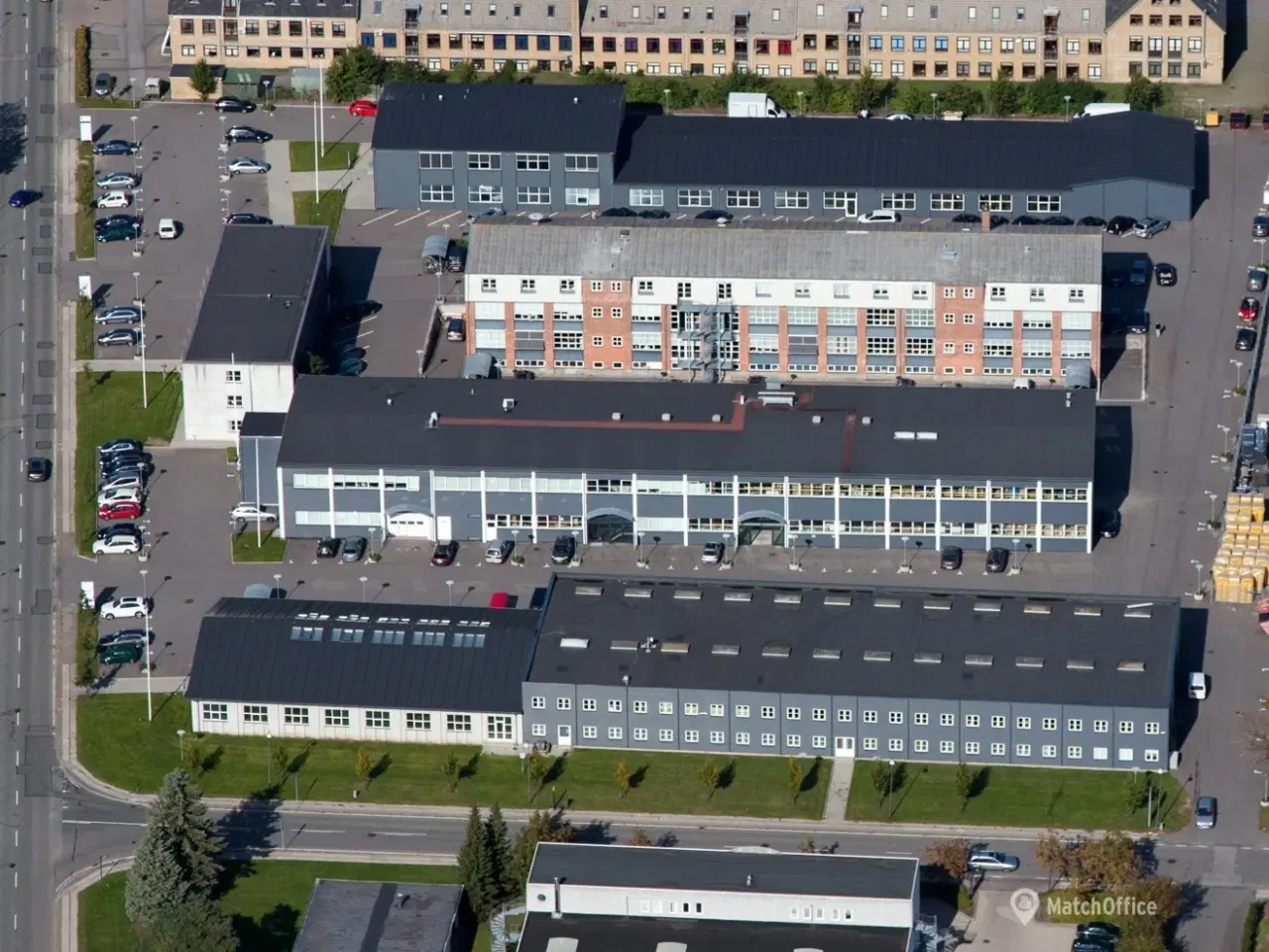 Billede 17 - Moderne kontorer/showroom/undervisningslokaler med godt lysindfald