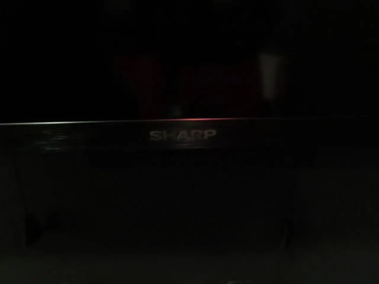 Billede 2 - 48" SMART TV, SHARP AQUOS med fjernbetjening og vægbeslag