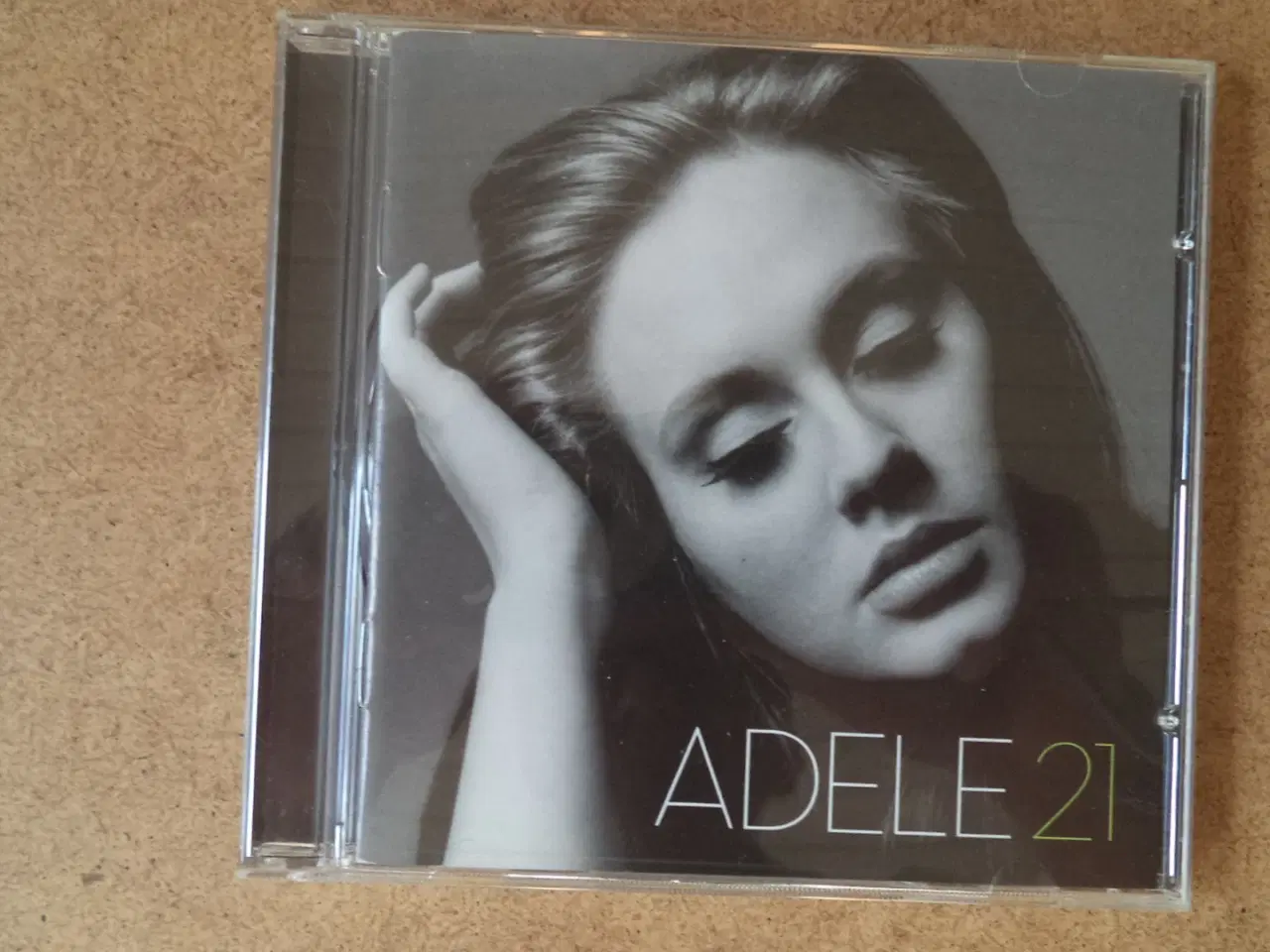 Billede 1 - Adele ** 21                                       