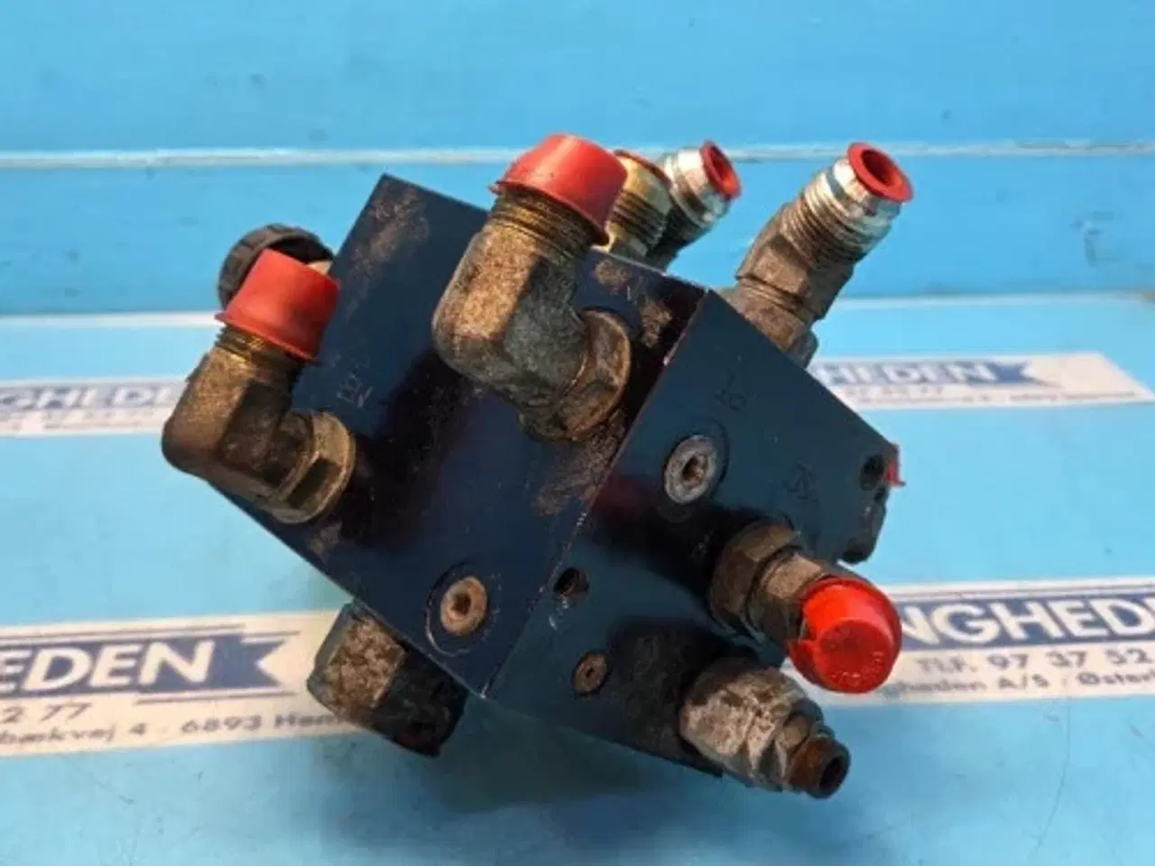 Billede 9 - MacDon D60 Hydraulikventil 133318