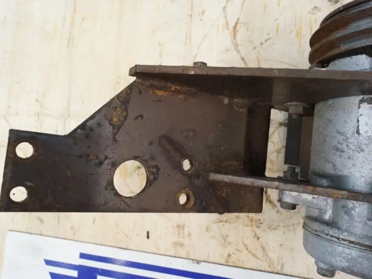 Billede 9 - Dronningborg D9000 A/C Kompressor 45070015