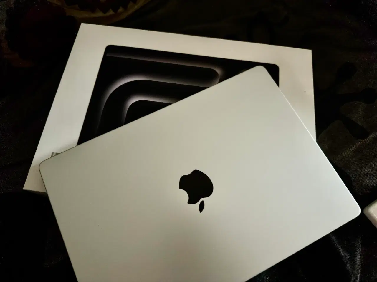 Billede 1 - MacBook Pro M3 Pro 14" (100% som ny i box)