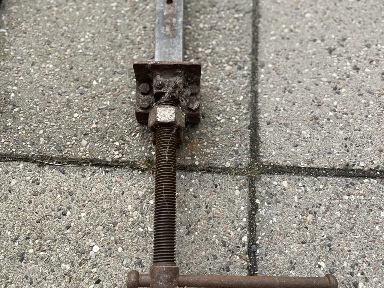 Billede 2 - Dørtvinger