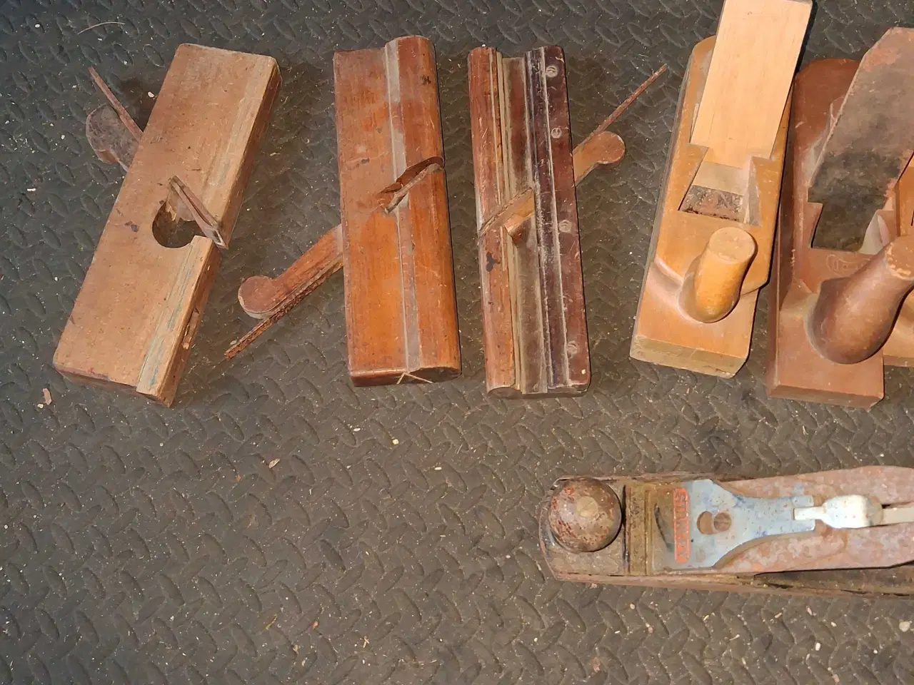 Billede 2 - Hvad  kan  sådan  håndhøvle  koste  byd