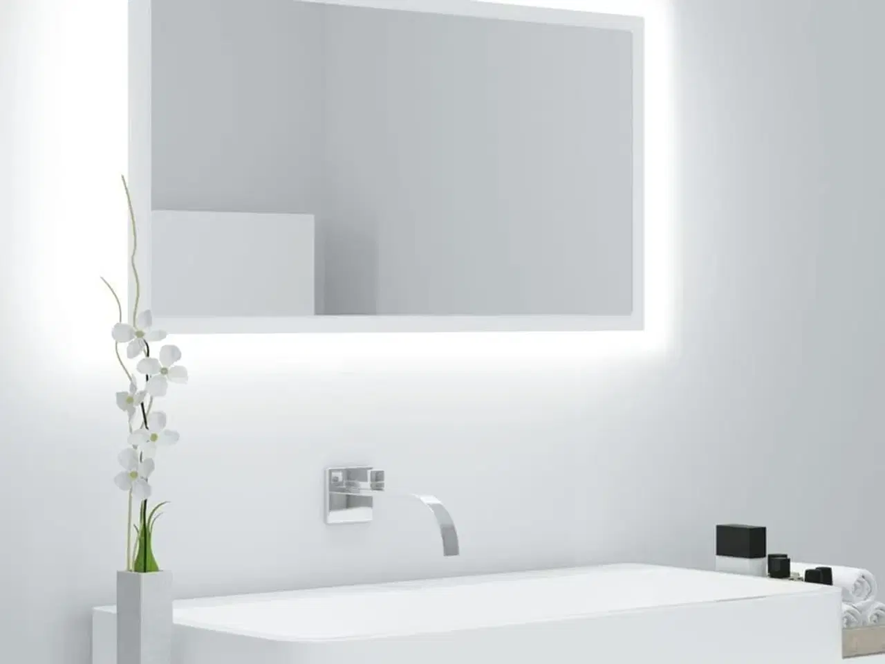Billede 1 - Badeværelsesspejl med LED-lys 80x8,5x37 cm akryl hvid