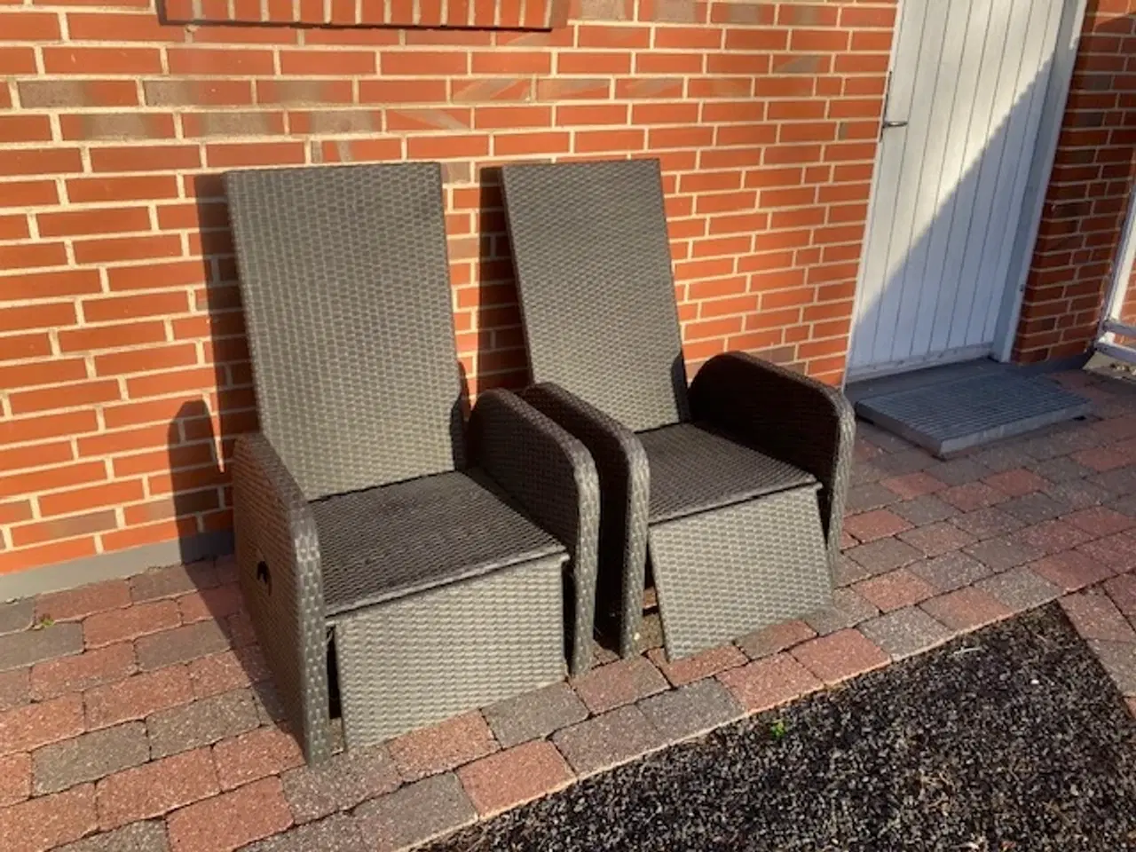 Billede 1 - 2 havestole sælges !!