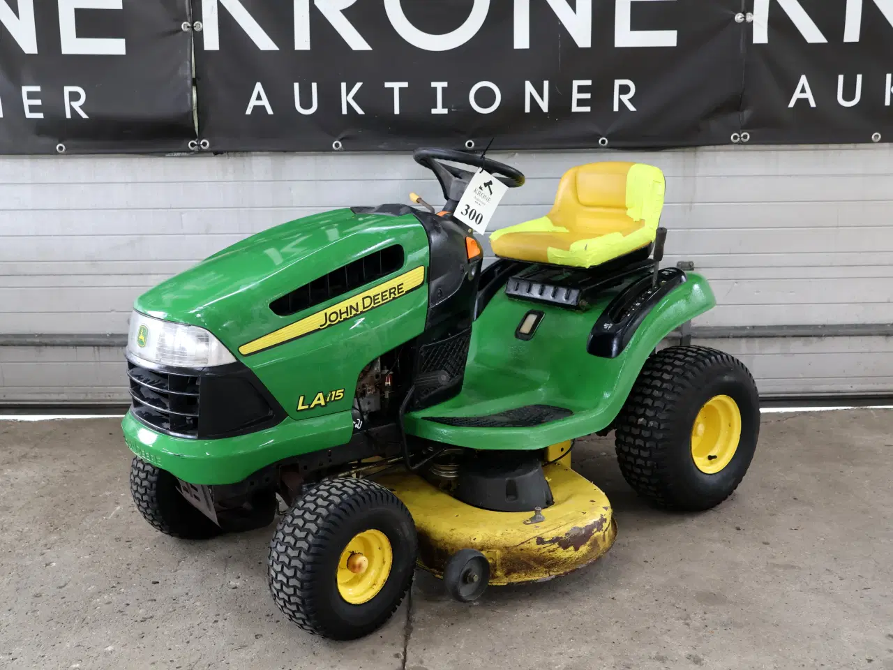Billede 1 -  John Deere LA115 havetraktor 19,5hk