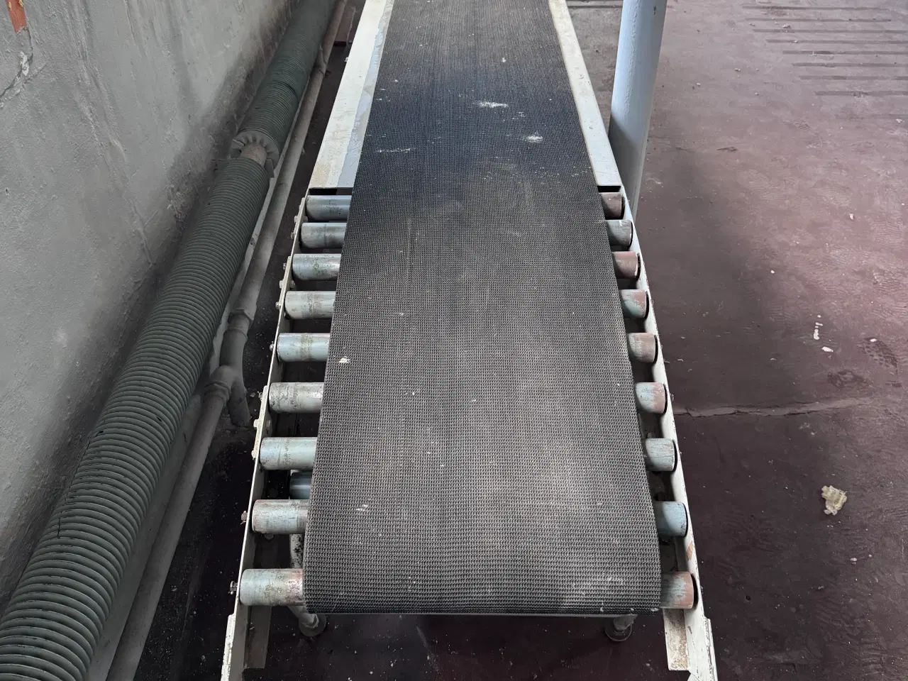 Billede 6 - Transportbånd – 8 meter langt med gummibånd