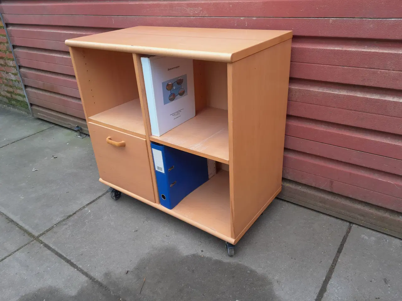 Billede 2 - Kontor møbel på hjul,