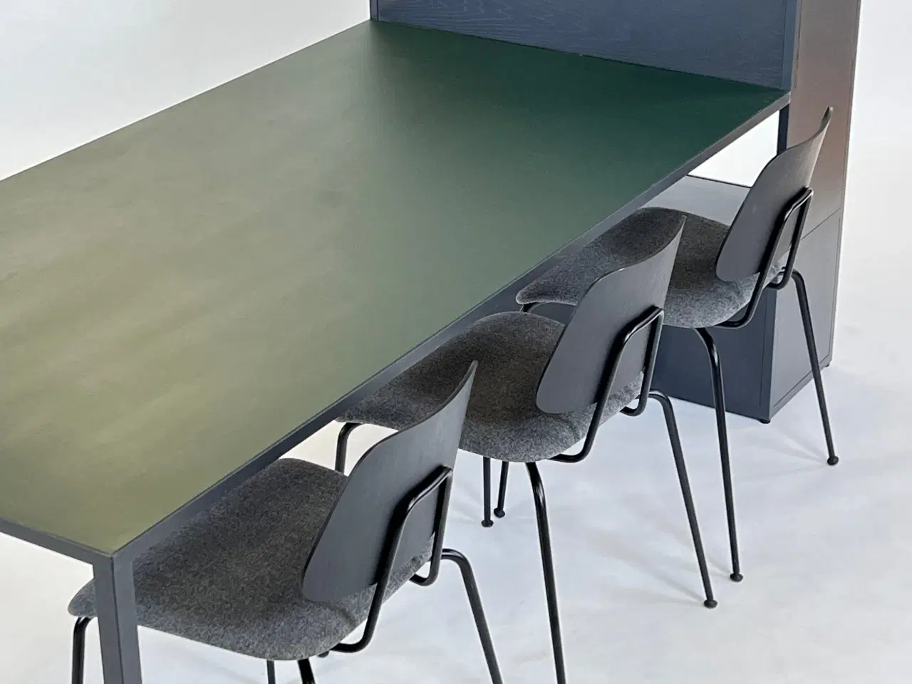Billede 6 - HAY New Order Reol og bord