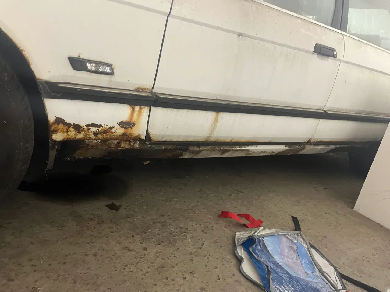 Billede 10 - BMW e32 750i blå og 750li hvid