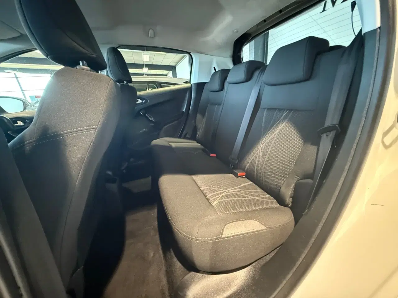 Billede 8 - Peugeot 208 1,6 e-HDi 92 Active