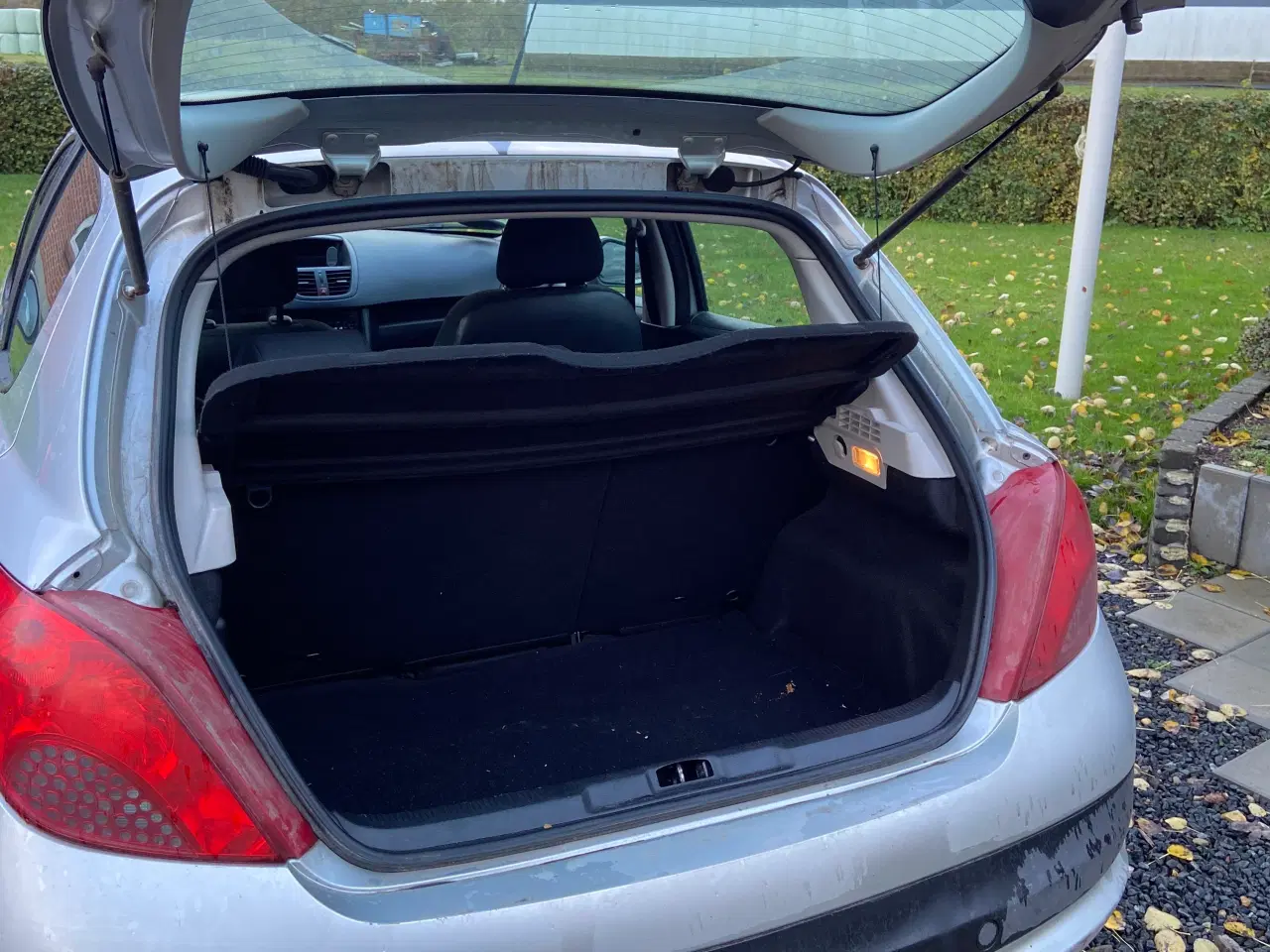 Billede 2 - PERFEKT BILLIG BIL