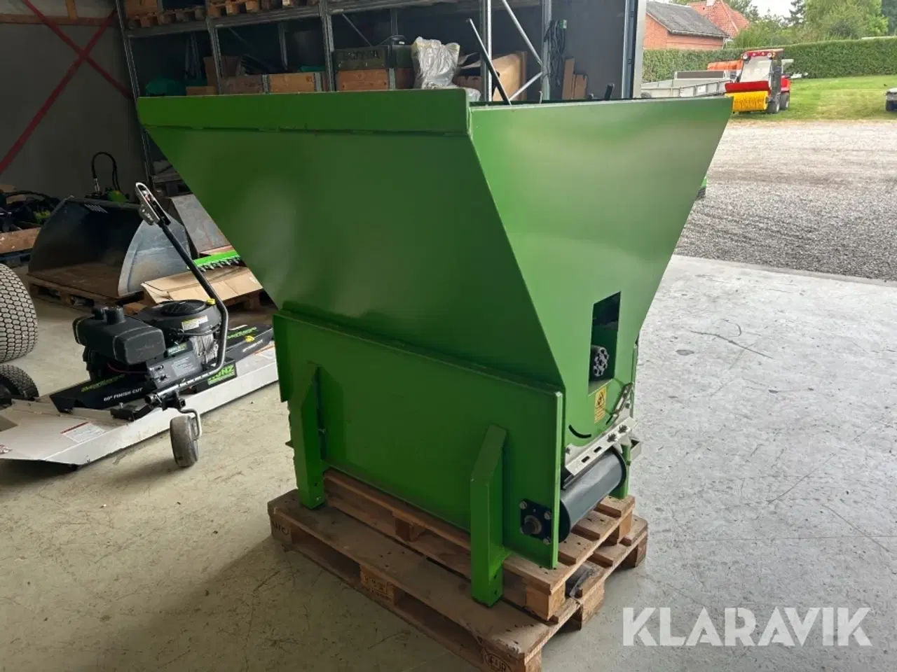 Billede 3 - Topdresser