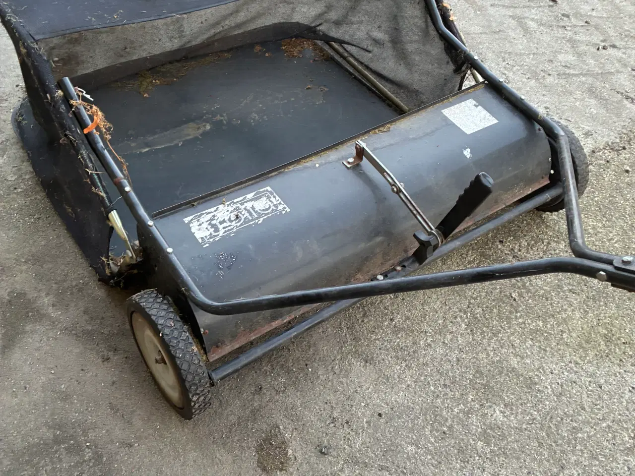 Billede 2 - Græsopsamler