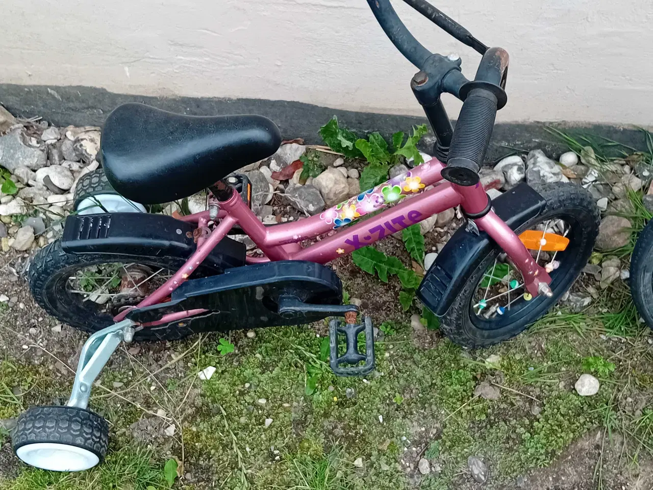 Billede 2 - Børn cykler 