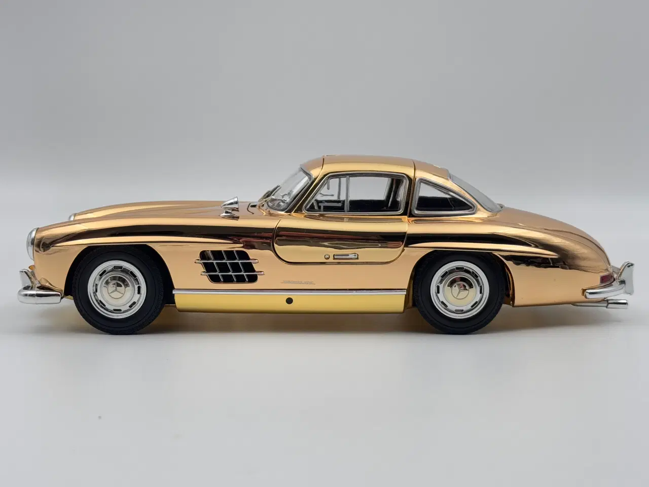 Billede 3 - 1954 Mercedes-Benz 300 SL Gold Edition - 1:18