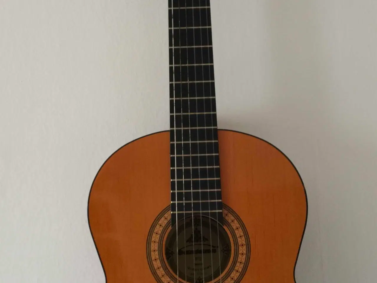 Billede 1 - Klassisk Santana guitar med god lyd