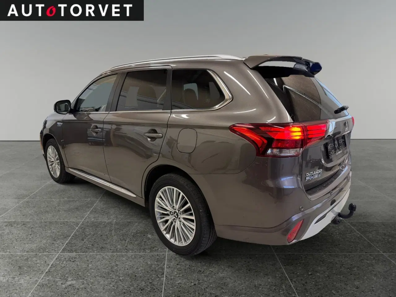 Billede 4 - Mitsubishi Outlander 2,4 PHEV Intense CVT 4WD