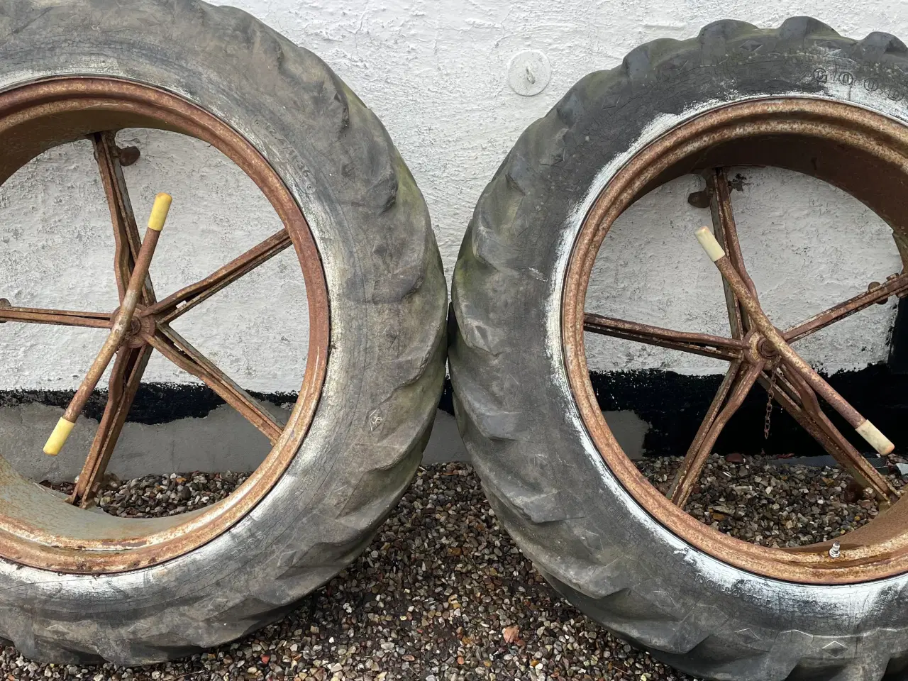 Billede 1 - Tvillingehjul 12.4/11-36