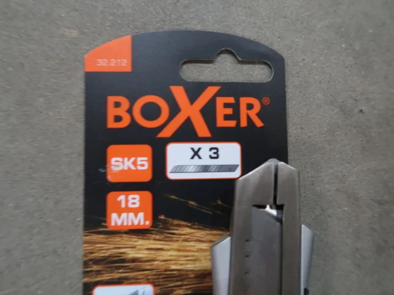 Billede 2 - 10 stk. Boxer Hobbykniv 18 mm. - SK5 stål
