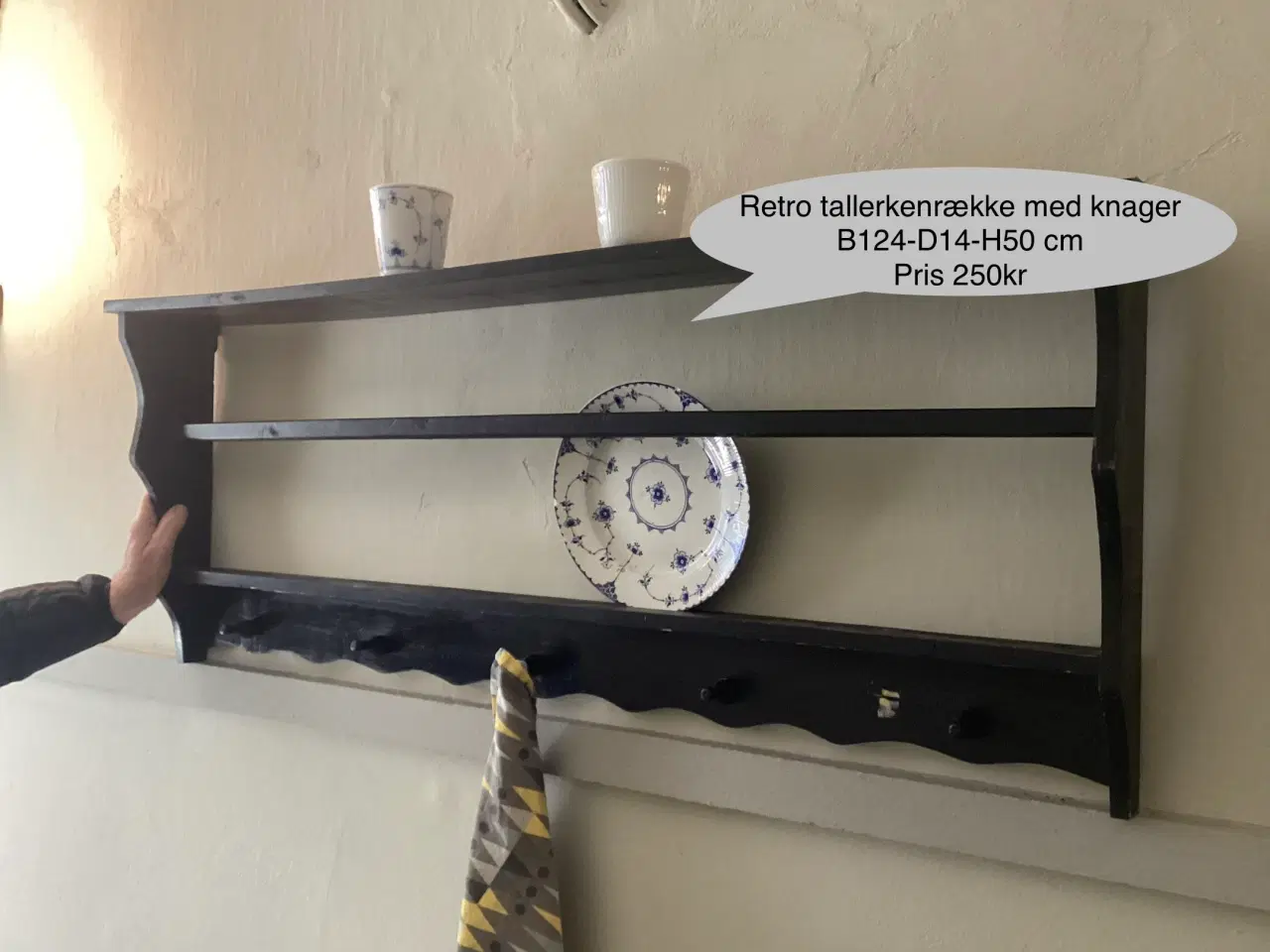 Billede 1 - Retro tallerkenrække med knager