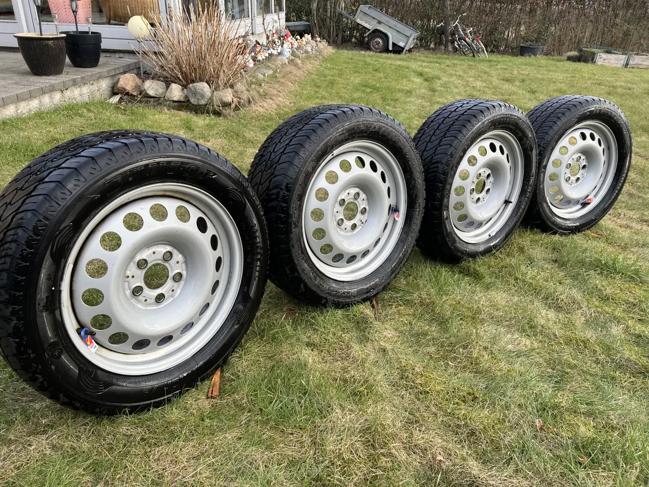 Billede 1 - MERCEDES 17 5x112 med DUNLOP Sommerdæk