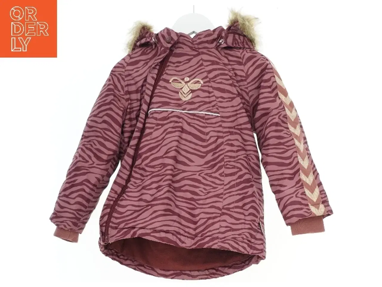 Billede 1 - Vinterjakke fra Hummel (str. 104 cm)