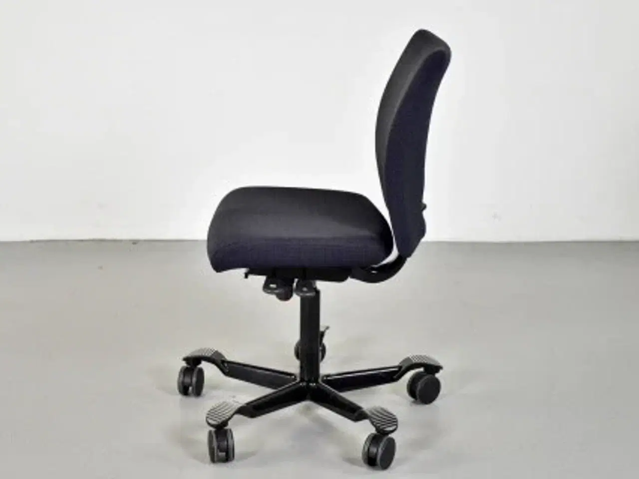 Billede 2 - Häg h04 kontorstol med sort/blå polster og sort stel