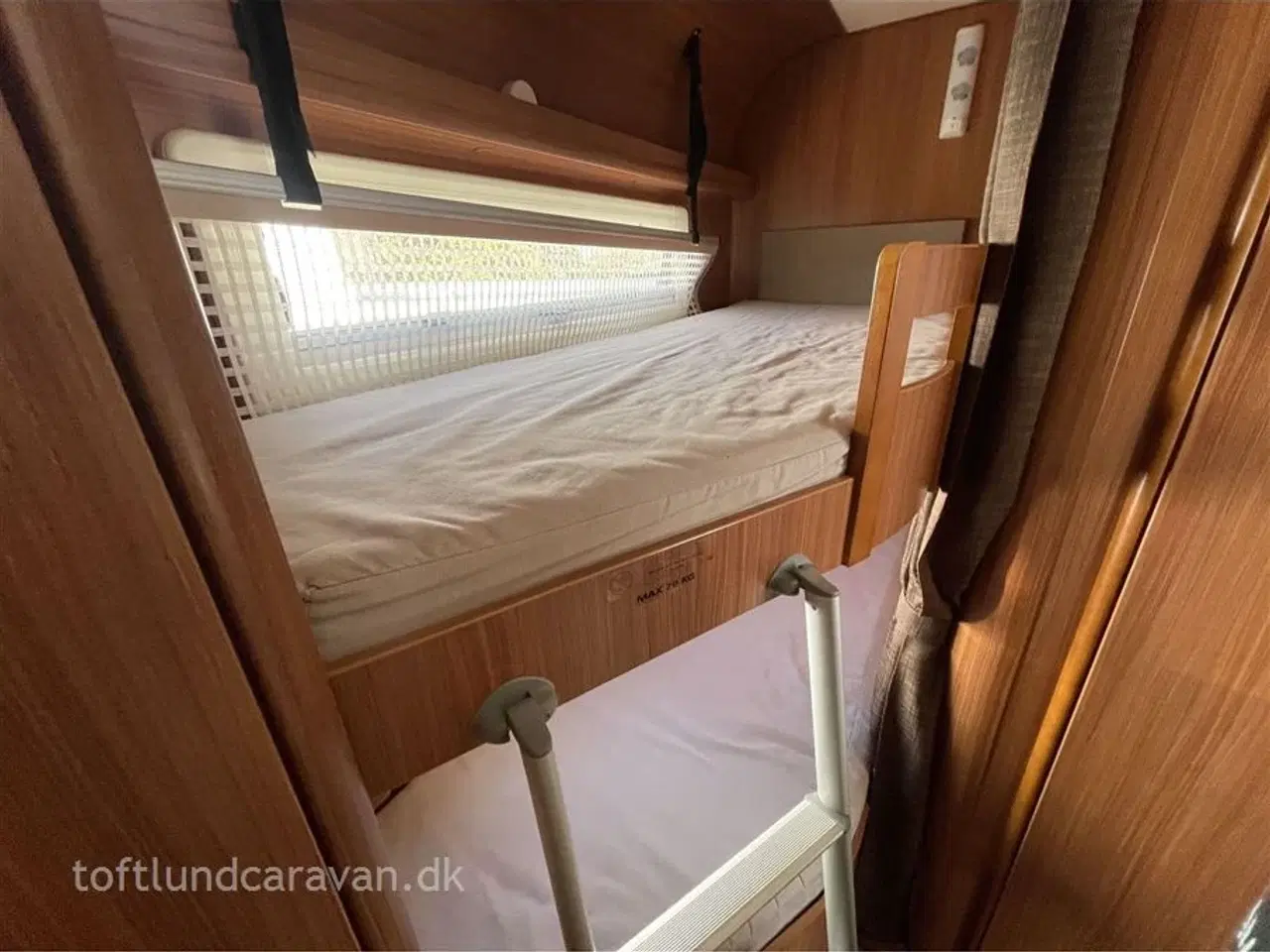 Billede 5 - 2014 - Adria Alpina 663 UK   TILBUD NU, Helårs-FAMILIEVOGN, op til 8 sovepladser, ALT I UDSTYR inkl. stort fortelt fra 2024