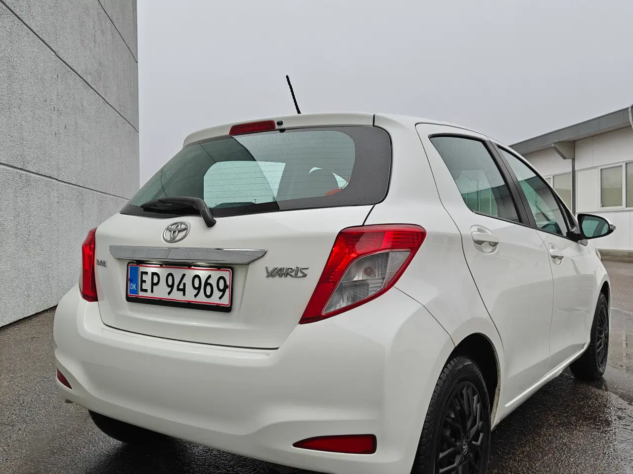Billede 3 - Toyota Yaris 1,3 vvt-i NYSYNET 