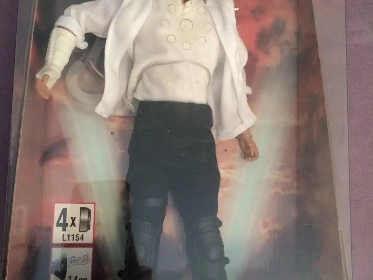Billede 2 - SYNGENDE Michael Jackson dukke